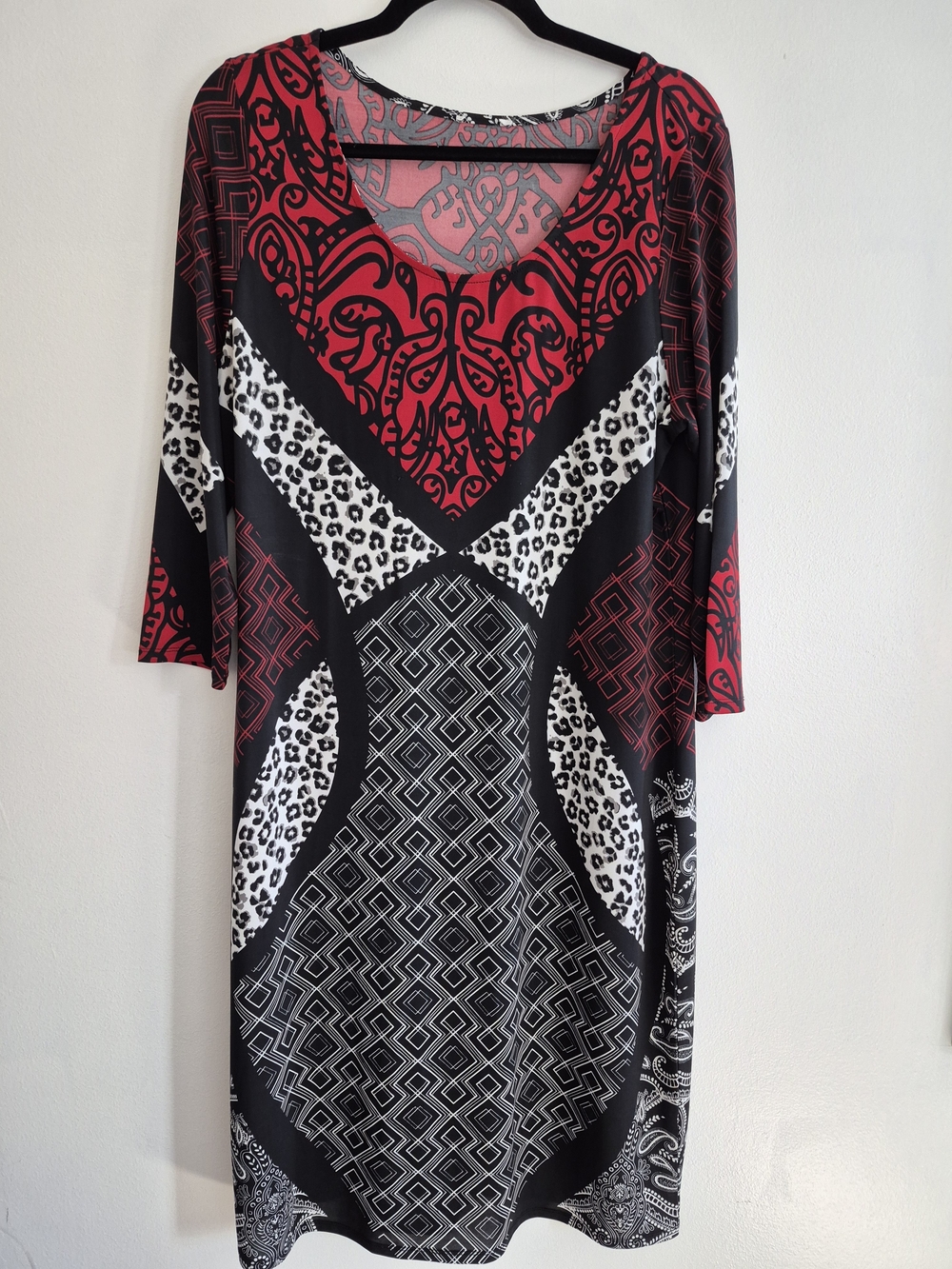 Red & Black Patterned V-Neck Women's A-line Dress - Extra Large